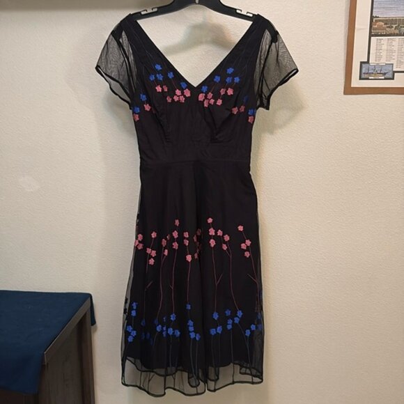 EShakti Dress Sz 8, cotton poplin with tulle embroidered overlay NWOT - Picture 1 of 10
